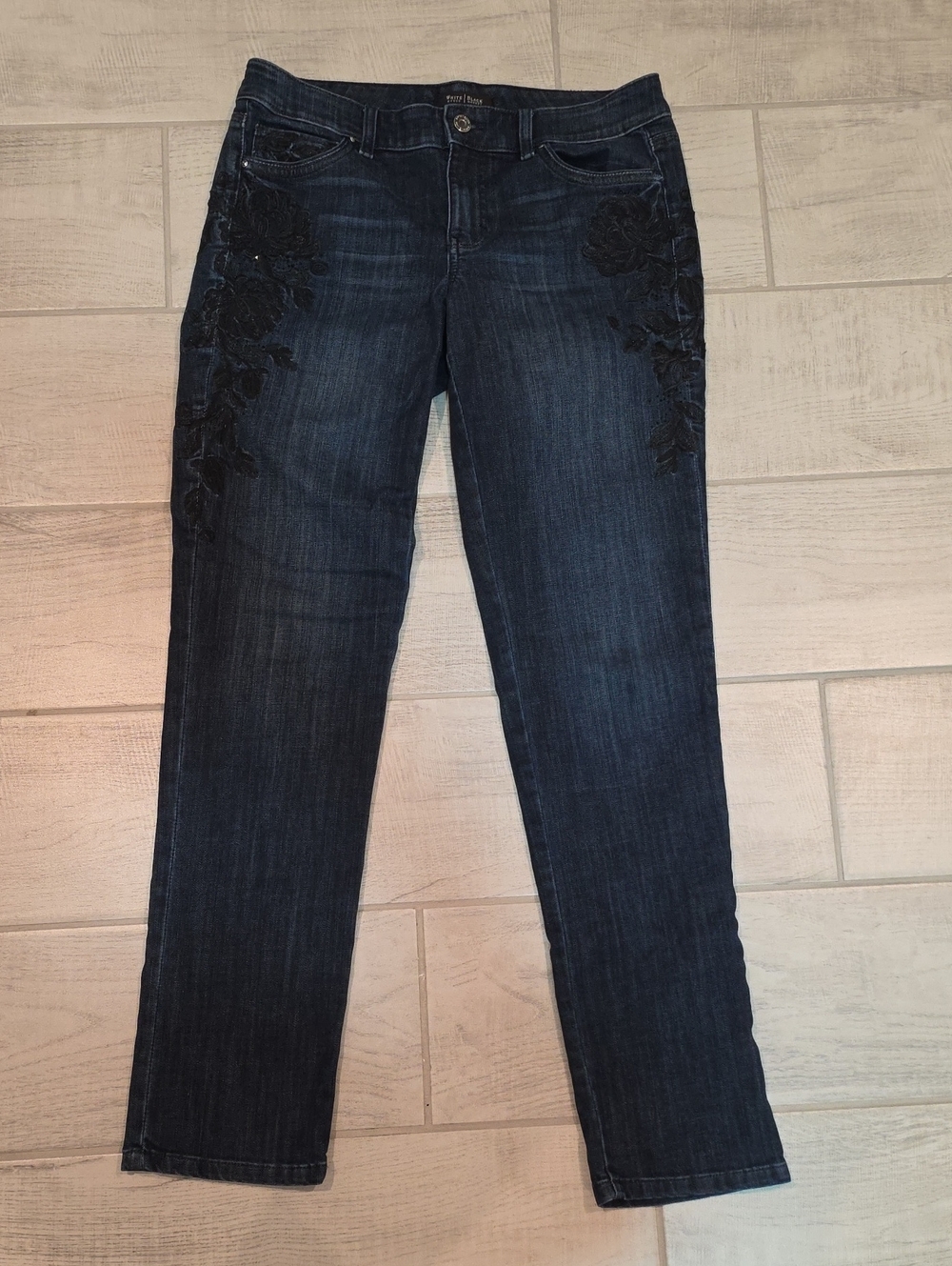 WHBM Slim Leg Embroidered Women's Size 6R Stretch